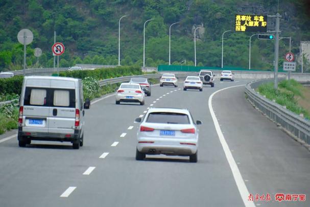 南宁到玉林的汽车线路及交通方式